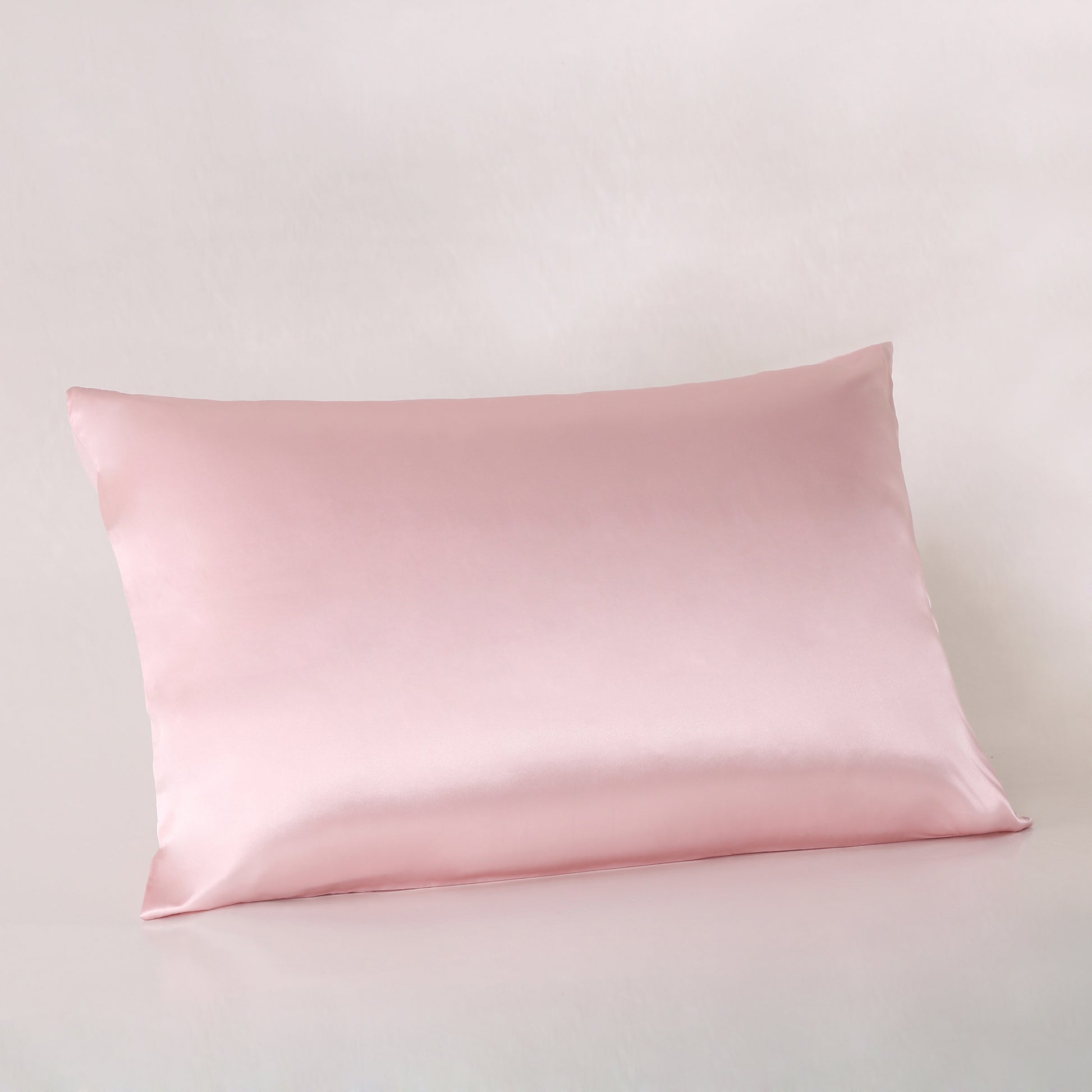 Image of a silk pillowcase (pink colour)